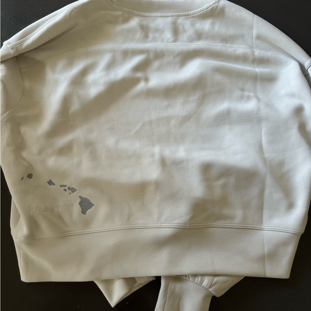 Lululemon Softstreme Perfectly Cropped Crew. Color: white opal. Hawaii logo!